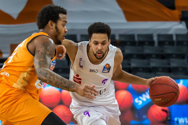 在现代足球 在现代足球