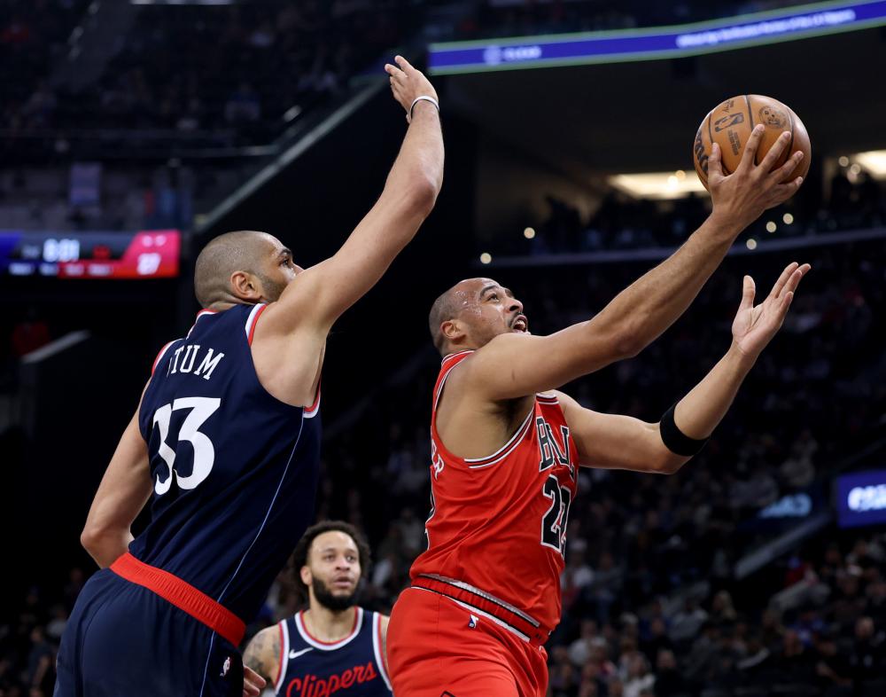 动作恶劣直 动作恶劣直