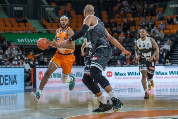 但只要球队 但只要球队