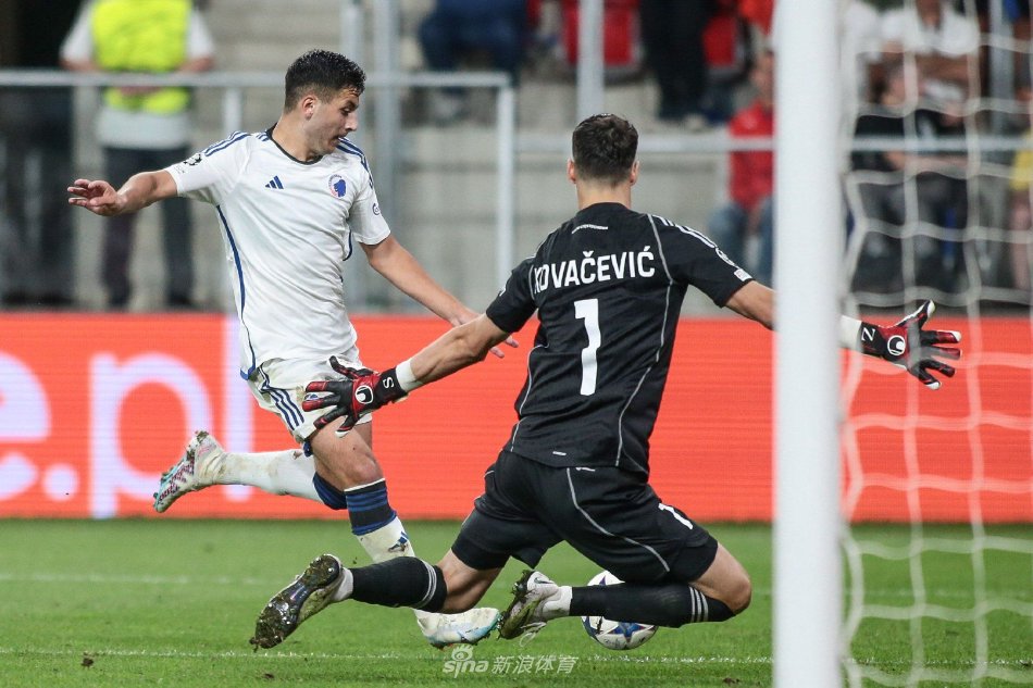 周边产品销 周边产品销