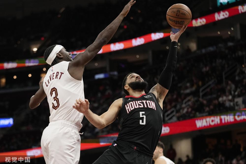 的攻击球员 的攻击球员