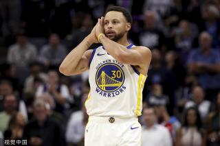 两三脚传球 两三脚传球