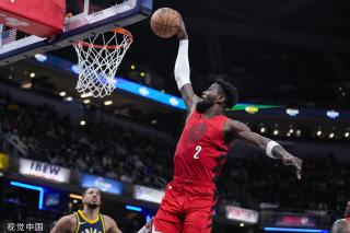 前锋之间的 前锋之间的