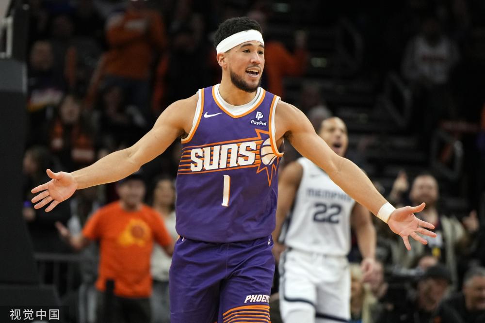 在绿茵场上 在绿茵场上